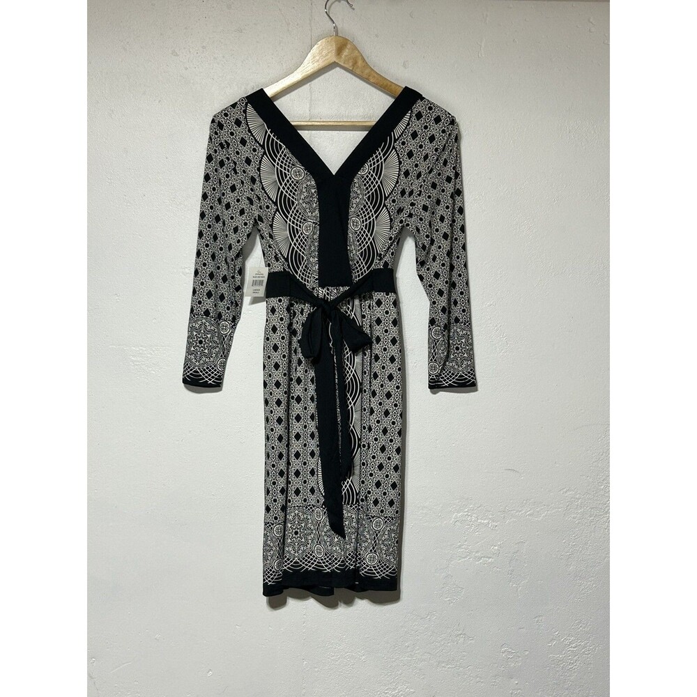 eci New York Black/ White Womens Dress V Neck Size Small NWT - Picture 10 of 16